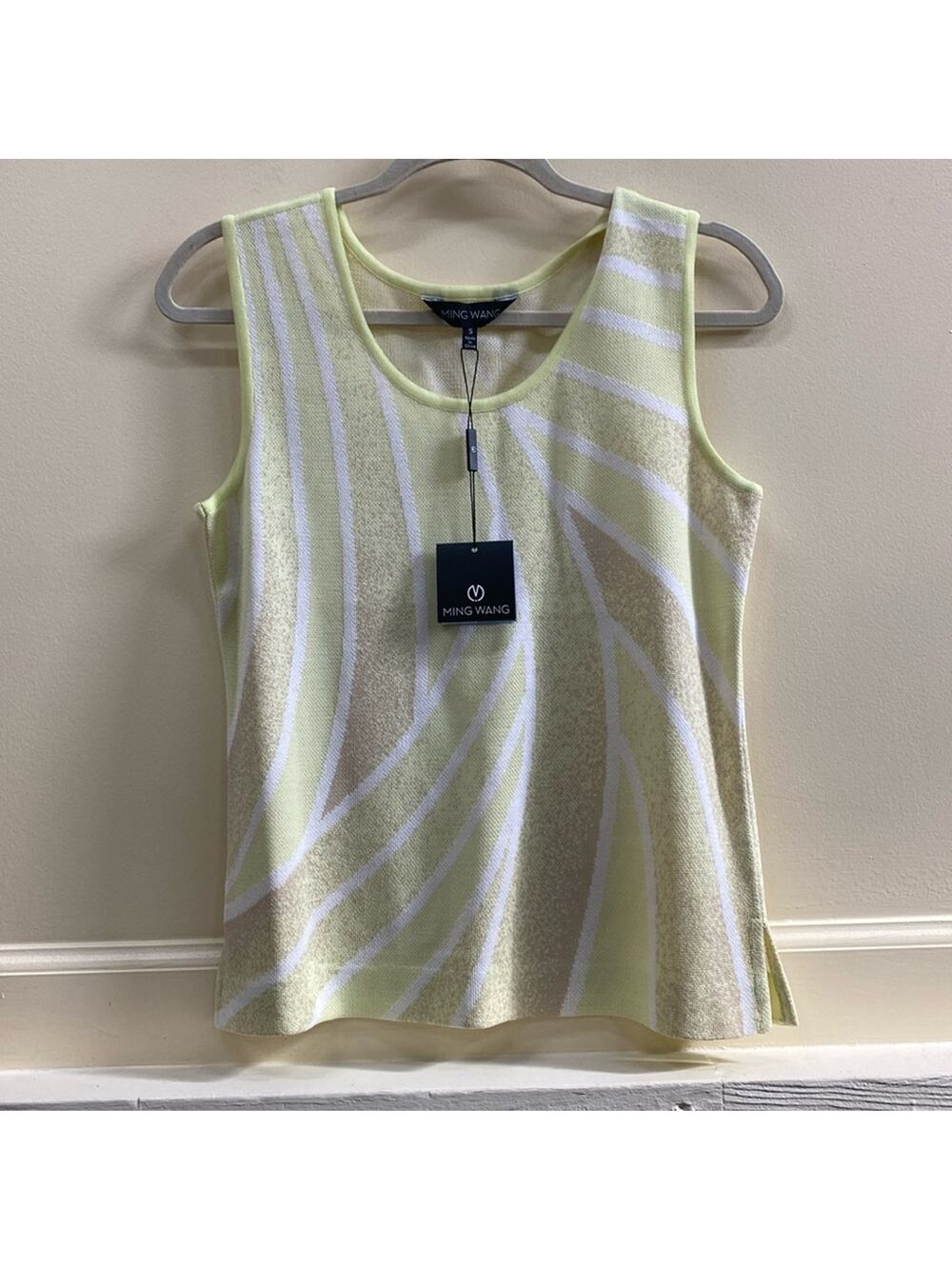 Ming Wang small yellow print camisole or dressy tank top